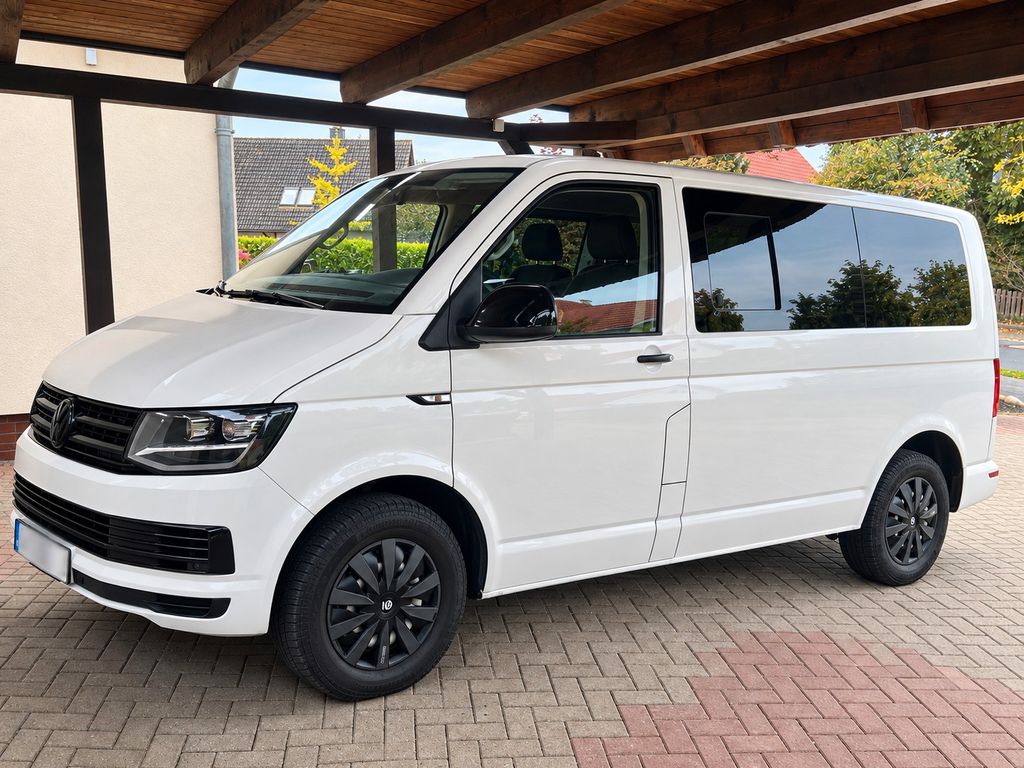 Image of Volkswagen T6 Caravelle