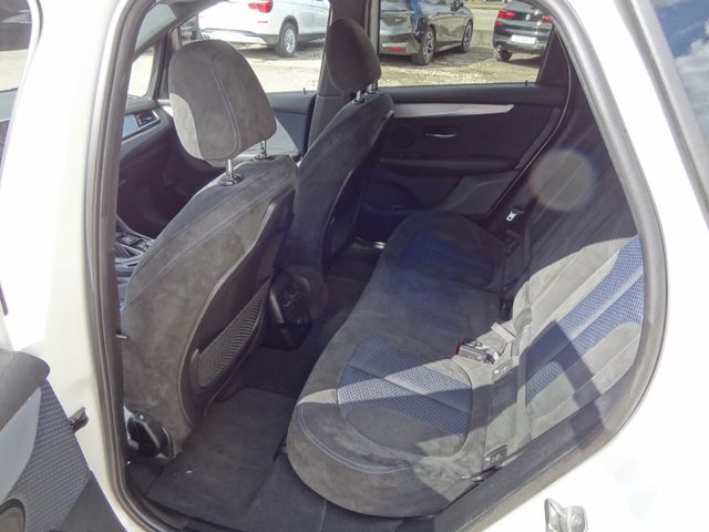 Fahrzeugabbildung BMW 218 Active Tourer/M-Paket/2.Hd/TopZustand/