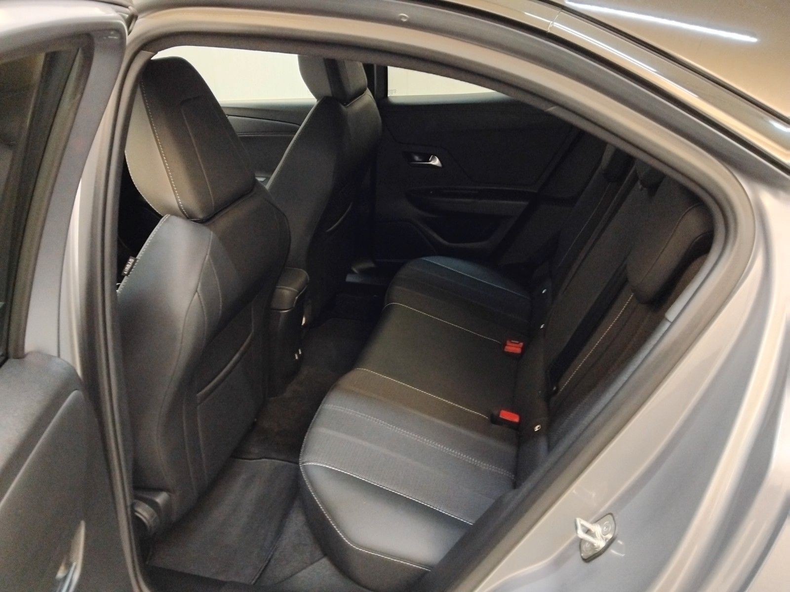 Opel Mokka (06/2026, Benzin)