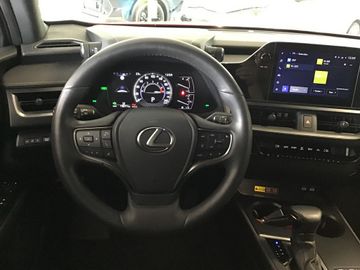 Lexus UX - 10