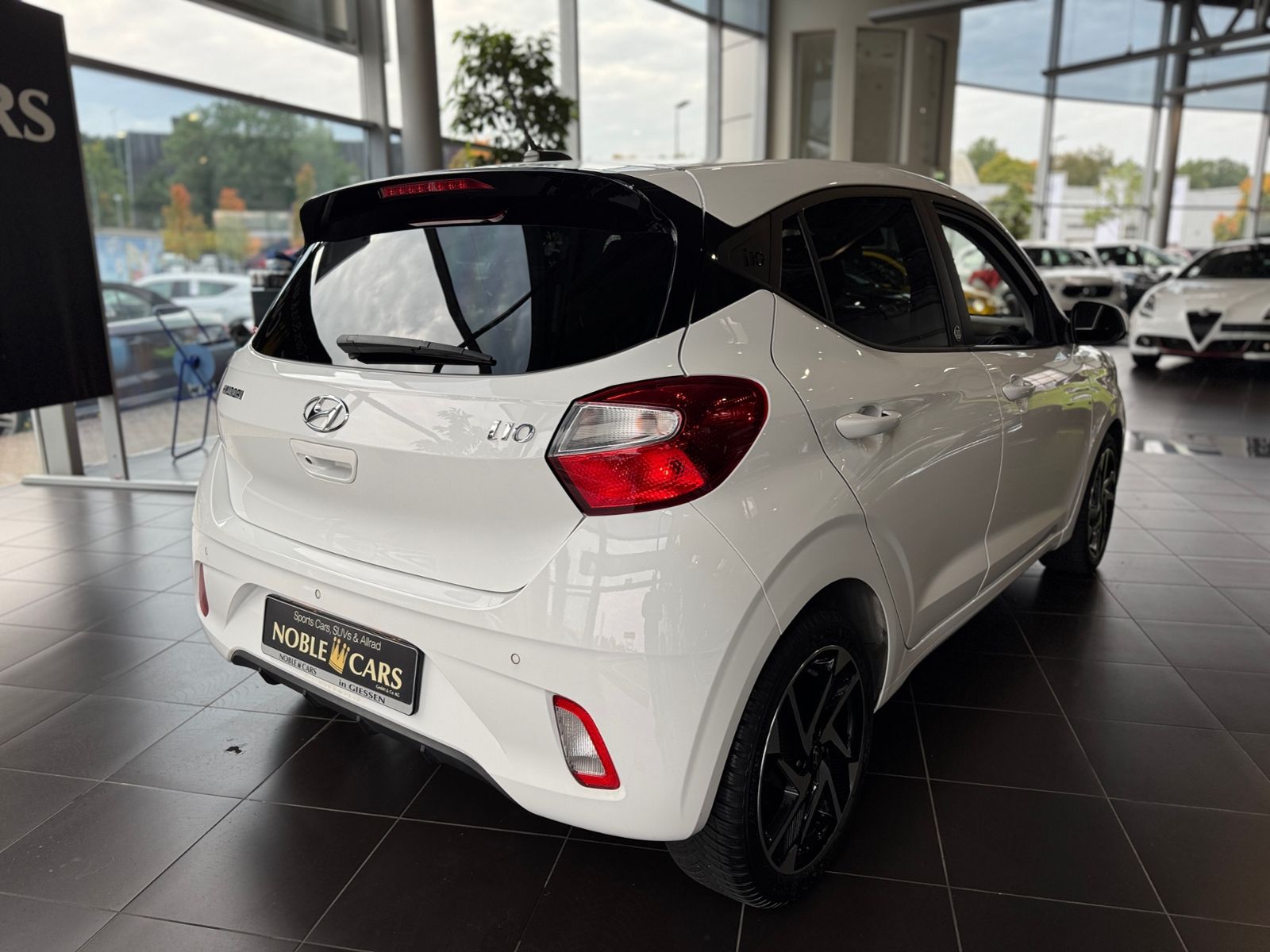 Fahrzeugabbildung Hyundai i10 Edition 30+ NAVI RFK SHZ KLIMA