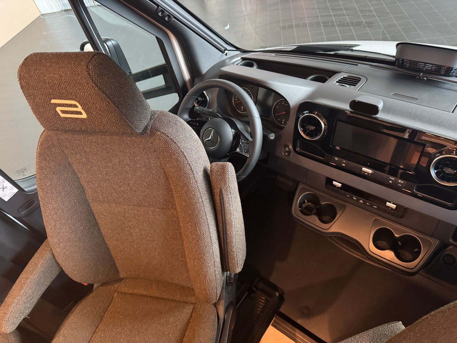 Fahrzeugabbildung Bürstner Signature SMT 7.1 >AUTOMATIK mit STERN !<