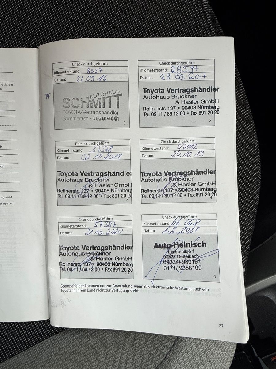 Aygo AYGO x-play Automatik|85Tkm|Scheckheft