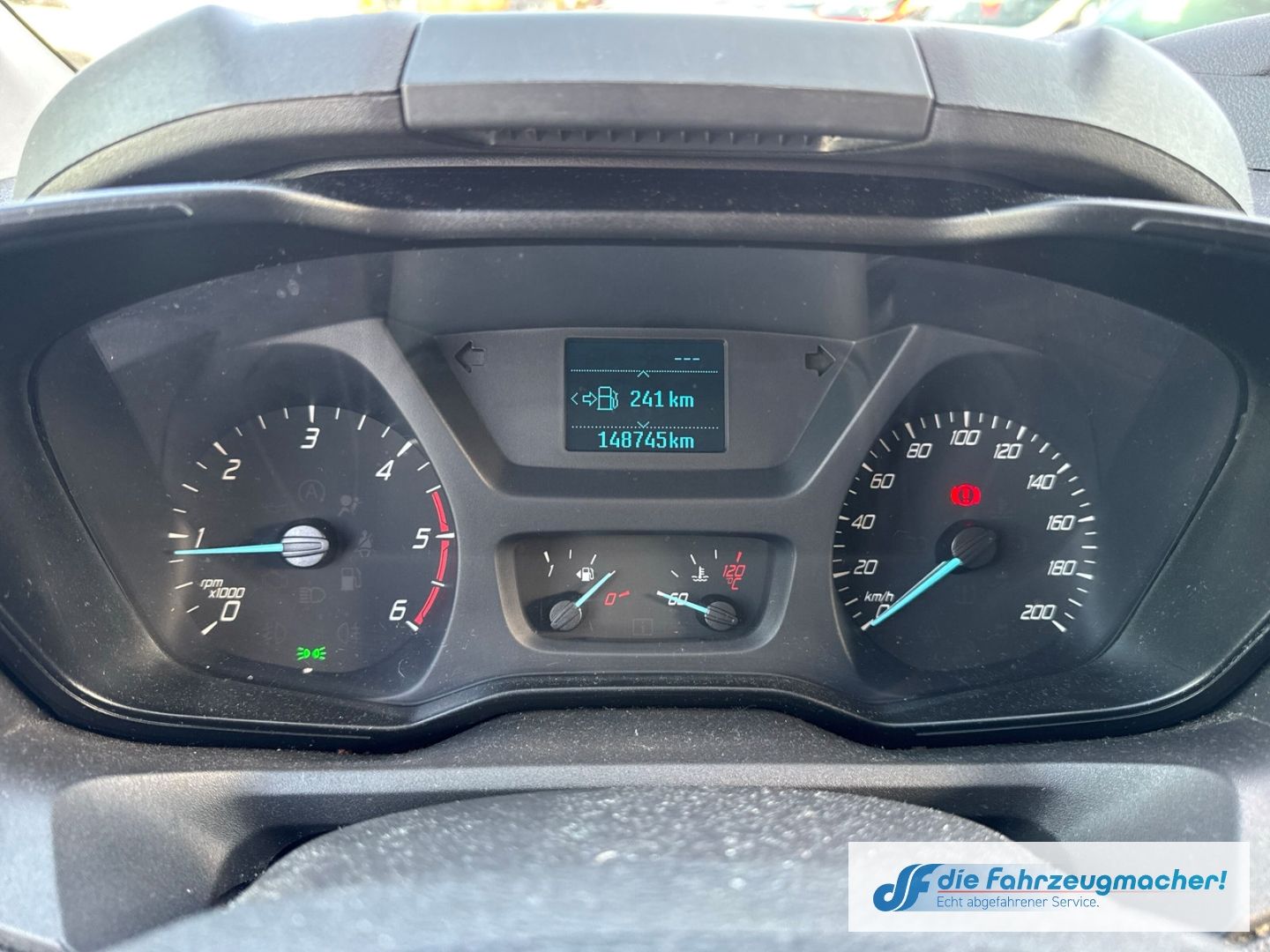 Fahrzeugabbildung Ford Transit Custom Tourneo 300 L1 *2357