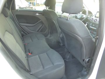 Mercedes-Benz B -Klasse  B 180 7G-DCT S-Tourer Style LEDNavi