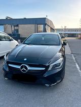 Mercedes-Benz Mercedes Benz CLA 180 - Mercedes-Benz CLA 180 in Bielefeld
