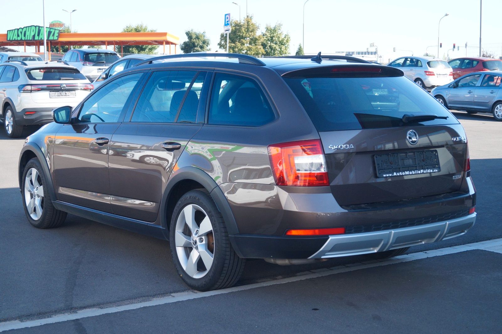 Fahrzeugabbildung SKODA Octavia Combi Scout 4x4 *TÜV, Inspektion neu