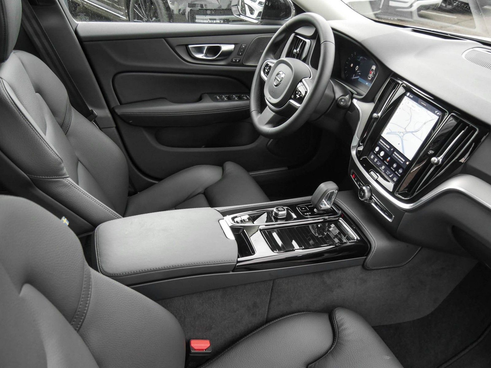 Volvo V60 T6 Plus Dark Plug-In Hybrid AWD Pano*360°*Ha imagem 3