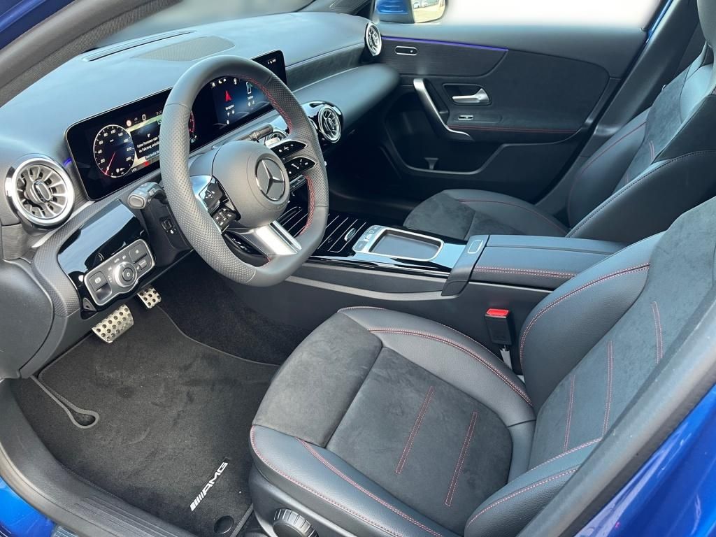 Fahrzeugabbildung Mercedes-Benz A 180 +AMG-ADVANCED-PLUS+WINTER-PAKET+DISTRONIC+