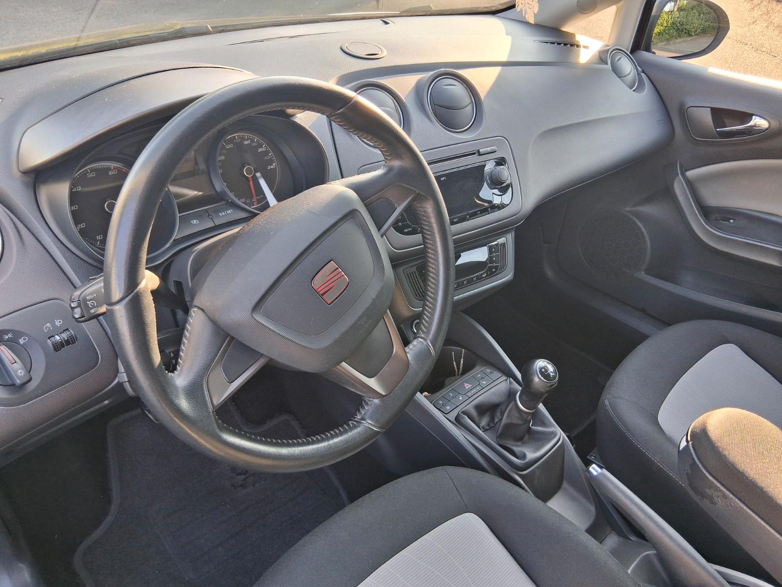 Seat Ibiza 2012 — photo 6