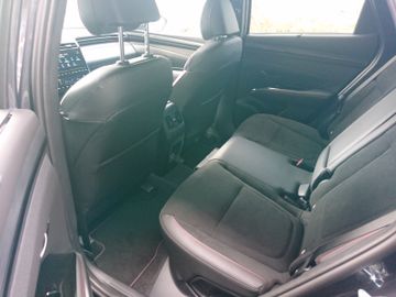 Fahrzeugabbildung Hyundai TUCSON 1.6 T-GDi 150PS 7-DCT 48V 2WD N LINE