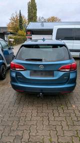 Opel Astra Sports Tourer - Opel Zafira Sport mit Diesel-Antrieb