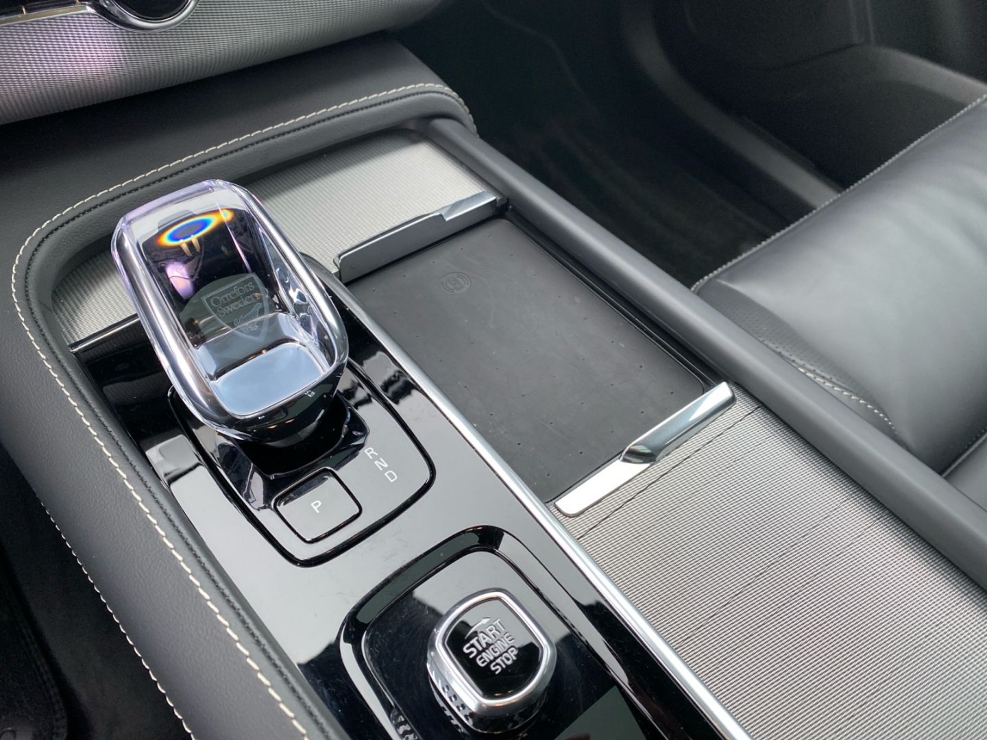 Volvo XC90 Ultra Dark T8 AWD Recharge 7-Sitzer Head Up foto 16