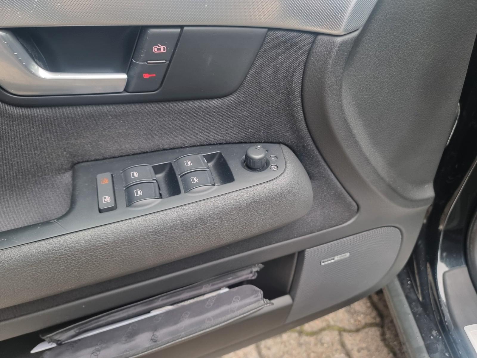 Audi A4 2007 — photo 9