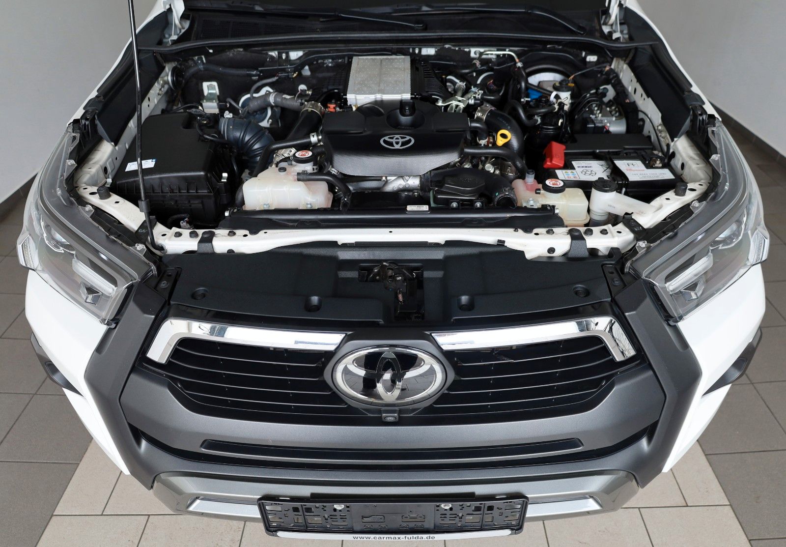 Fahrzeugabbildung Toyota Hilux 2.8 D-4D 4x4 Invincible,Leder,ACC,Garantie