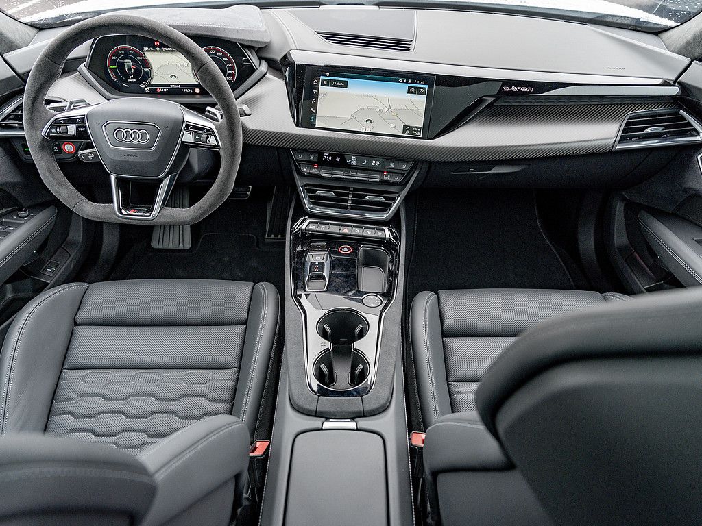 Fahrzeugabbildung Audi e-tron GT RS quattro B&O PANO MATRIX-LED LASER