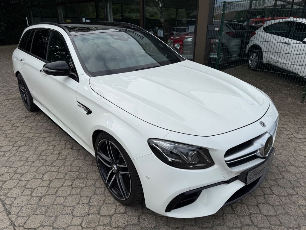 Image of Mercedes-Benz E 63 AMG