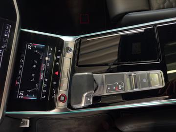 2025 AUDI RS6 缩略图 11