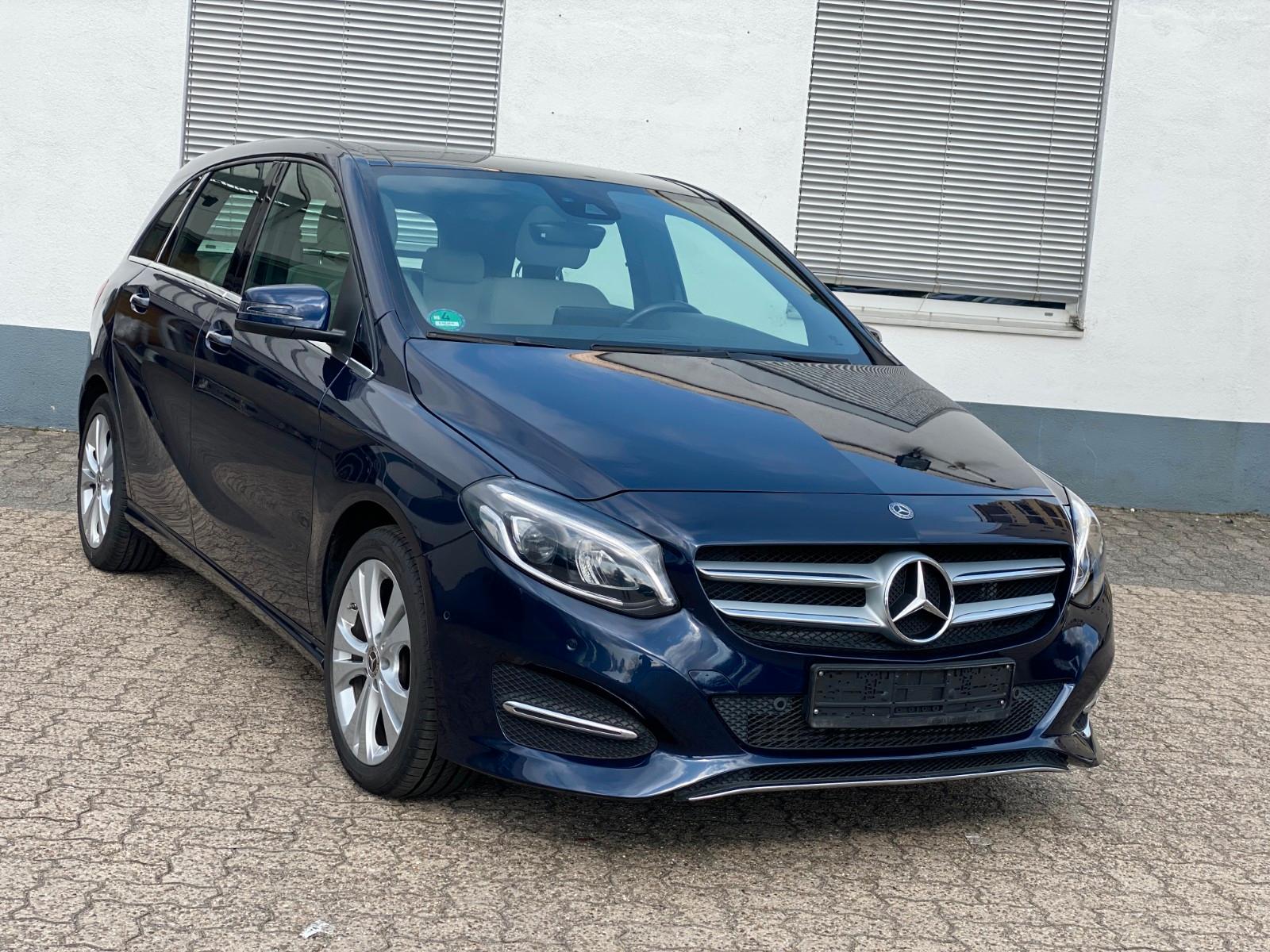 Mercedes-Benz B 200 Automatik *1.Hand*Navi/Panorama/LED/Kamera