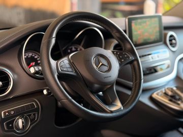 Mercedes V 250 - 8