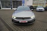 Volkswagen Passat Variant 2.0 TSI DSG R-Line LED ACC Navi - Volkswagen Passat Variant mit Benzin-Antrieb: Automatik