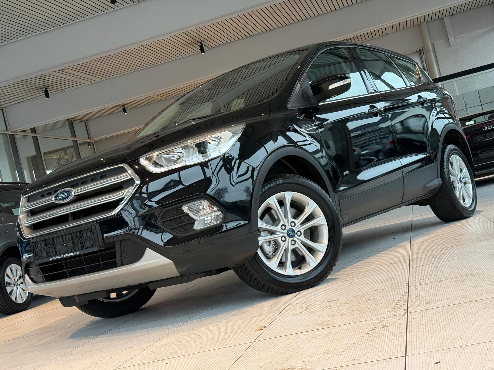 Ford Kuga Titanium*AHK*TUV Neu*Inspektion Neu*AC*