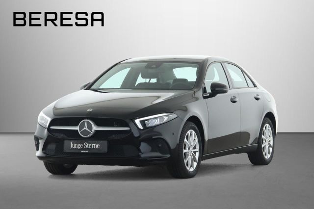 Mercedes-Benz A 250 e Limousine Kamera LED MBUX Navi Sitzhzg