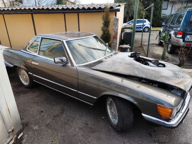 Mercedes-Benz SL 500  Motorbrand/ Brandschaden