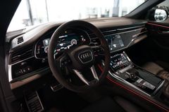 AUDI RSQ8 | Pano | Matrix | HuD | B&O | AHK | 23" AUDI RSQ8 | Pano | Matrix | HuD | B&O | AHK | 23"