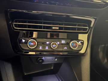 Bild 15 Opel Mokka Elegance AHK NAVI LED