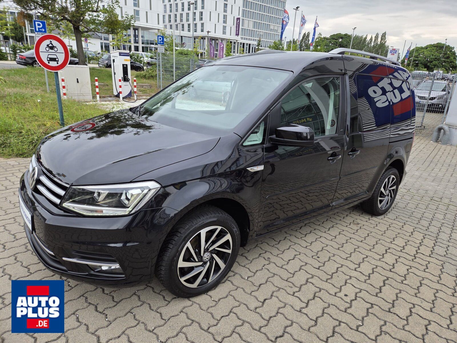 VW Caddy 1.0 TSI (5-Si.) SITZHZG+PDC+NAVI+HU NEU+G
