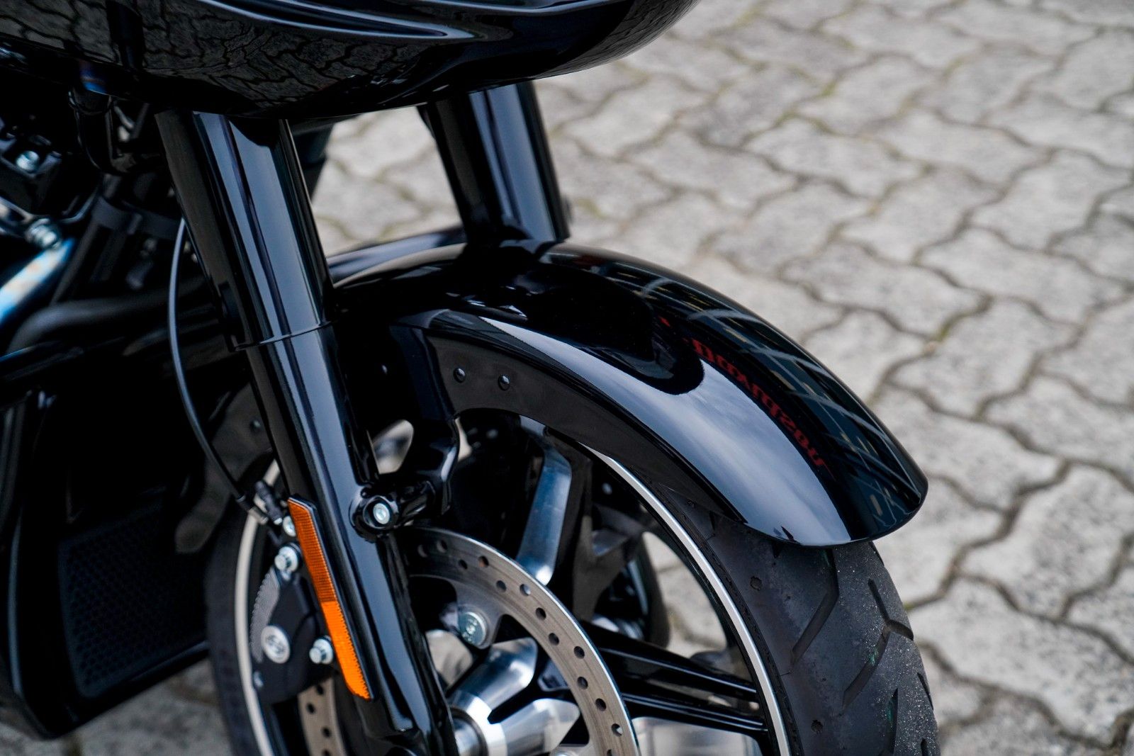 Fahrzeugabbildung Harley-Davidson Road Glide FLTRX 117 Cui - Zard Rick´s Lenker -