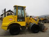 Liebherr L506 mit Palettengabel + Schaufel  - Angebote