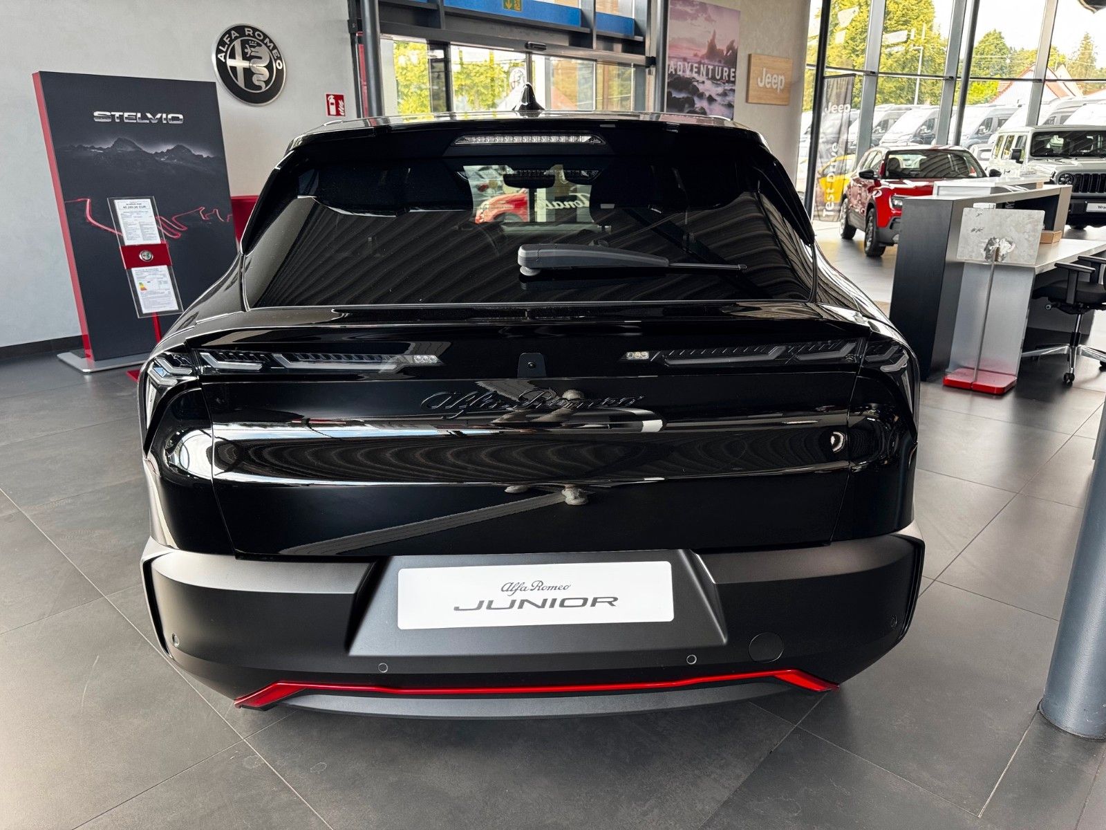 Fahrzeugabbildung Alfa Romeo Junior Elettrica SPECIALE Sitzheizung ACC Kamera