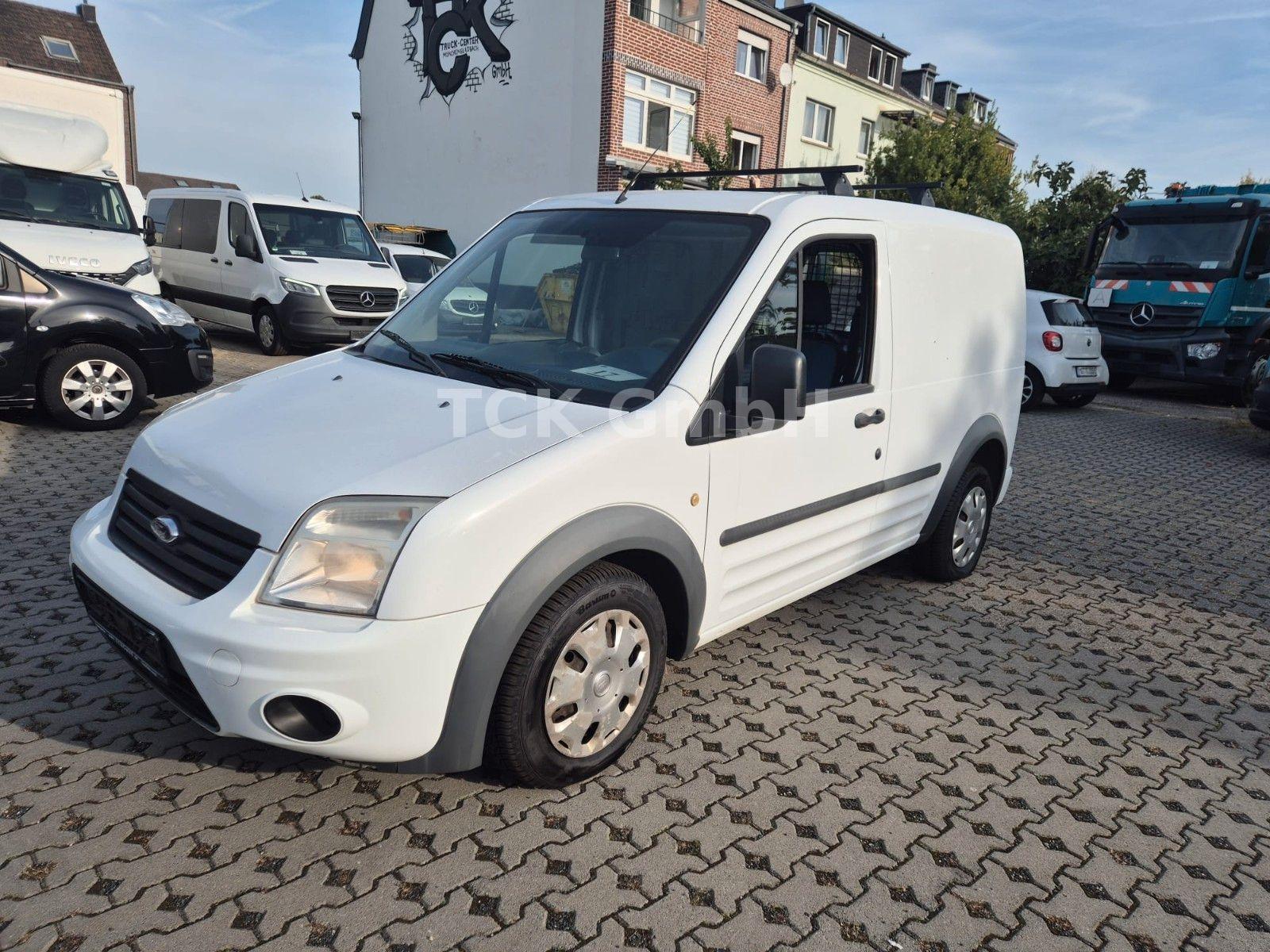 Ford Connect 90 T 200 KLIMA, NAVI, behz. Scheibe,
