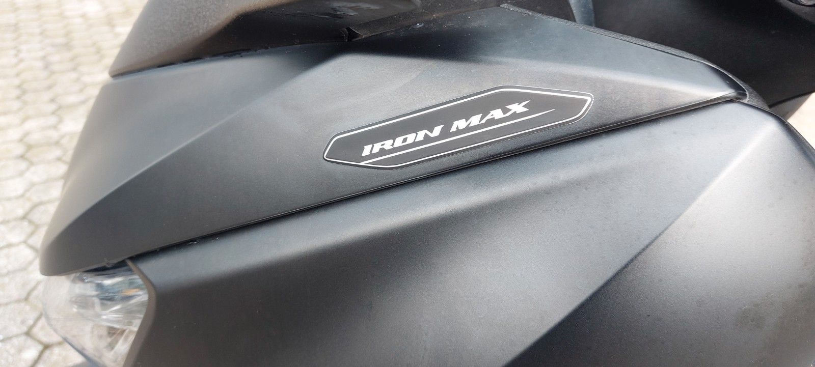 Fahrzeugabbildung Yamaha X-Max 300  Iron Max