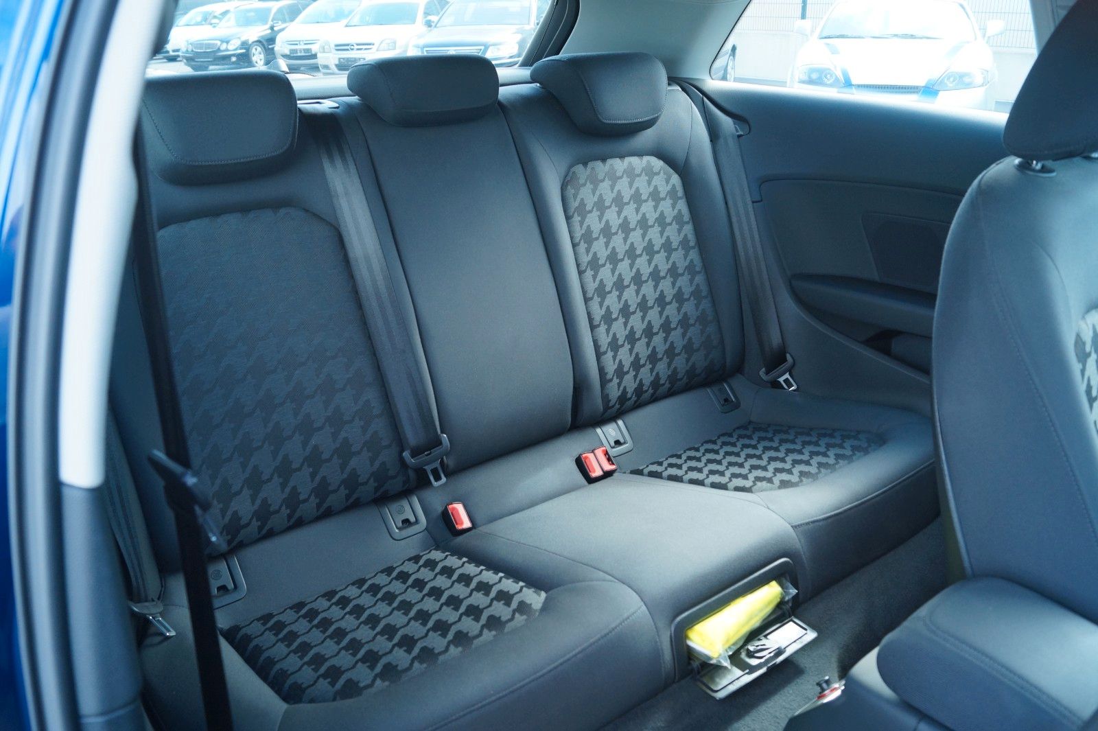 Fahrzeugabbildung Audi A3 attraction *TÜV&Inspektion neu + Garantie