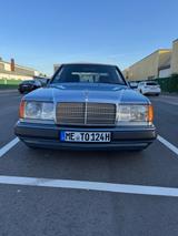 Mercedes-Benz 230E - H- Zul. - Automatik - Sitzheizung - elekF - Mercedes-Benz 230 in Duisburg