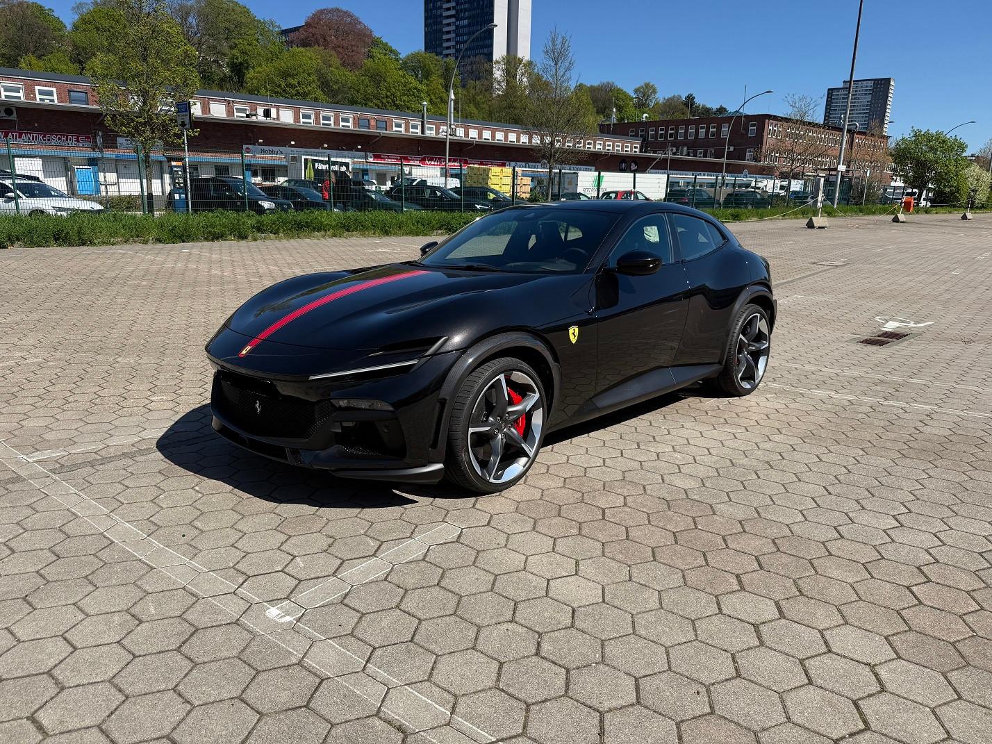 Ferrari Purosangue black/black_Carbon_High-End_LIFT