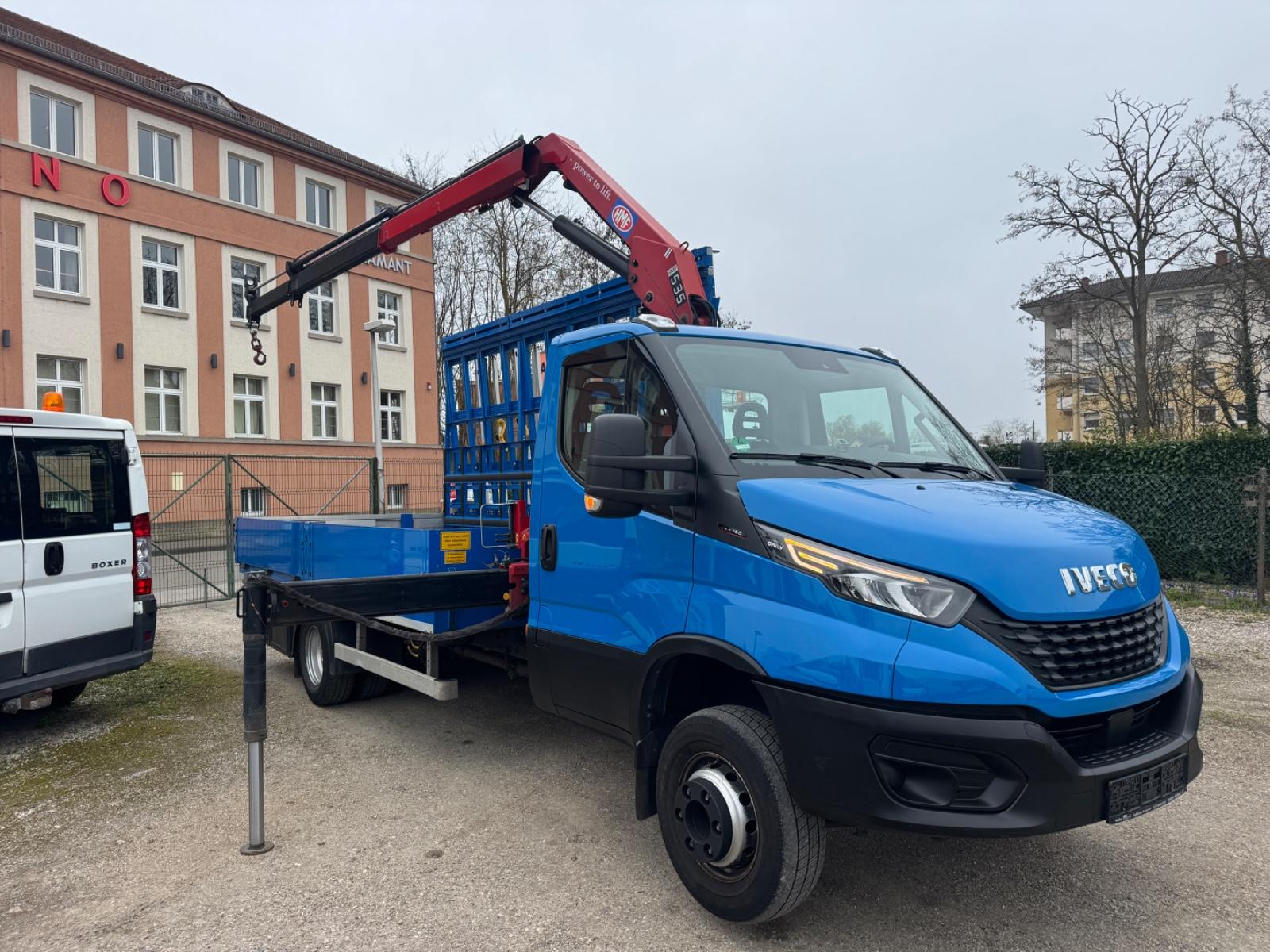 Iveco Daily 72 C 180 HMF Kran Funk ACC LED