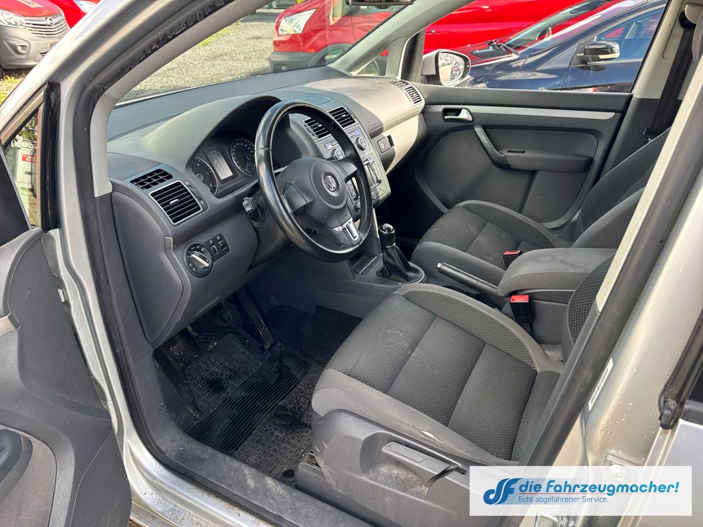 Fahrzeugabbildung Volkswagen Touran Comfortline Navi Dyn. Kurvenlicht *EXPOR