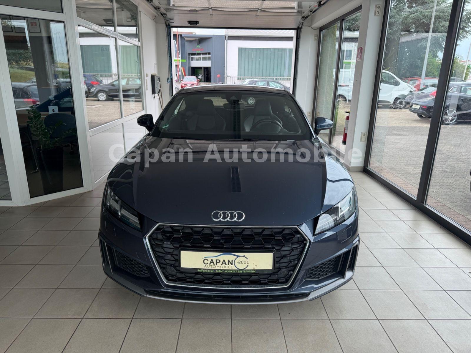Audi TT Coupe 40 TFSI S-Line/Automatik/Alcantara