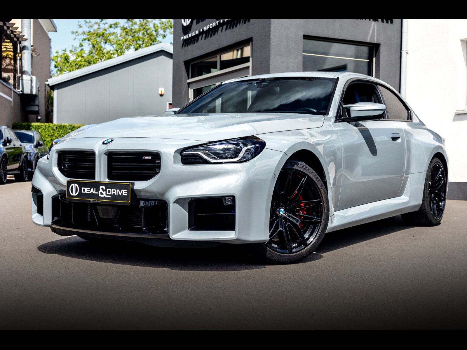 BMW M2 COUPE (G87)°BROOKLYN GRAU°CARBON°HUD°HK°KAM