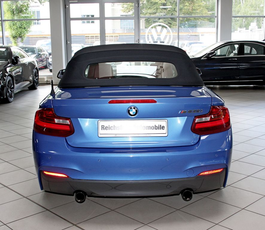 BMW M235 i Cabrio NAVI LEDER PDC BI-XENON
