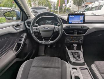Ford Focus - 11