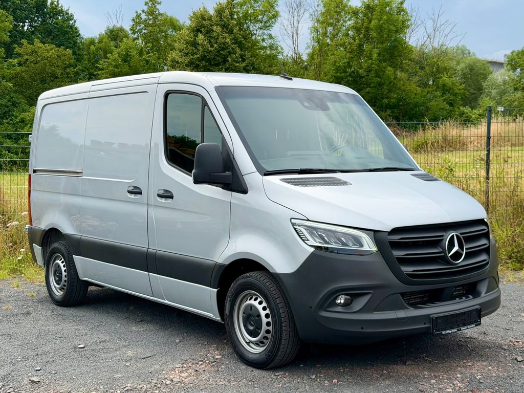 Image of Mercedes-Benz Sprinter