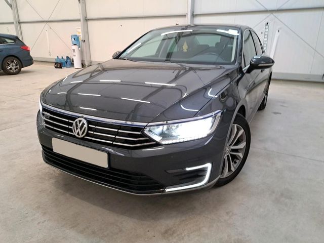 Volkswagen Passat GTE 1.4 218 Plug-in hybrid*Alcantara