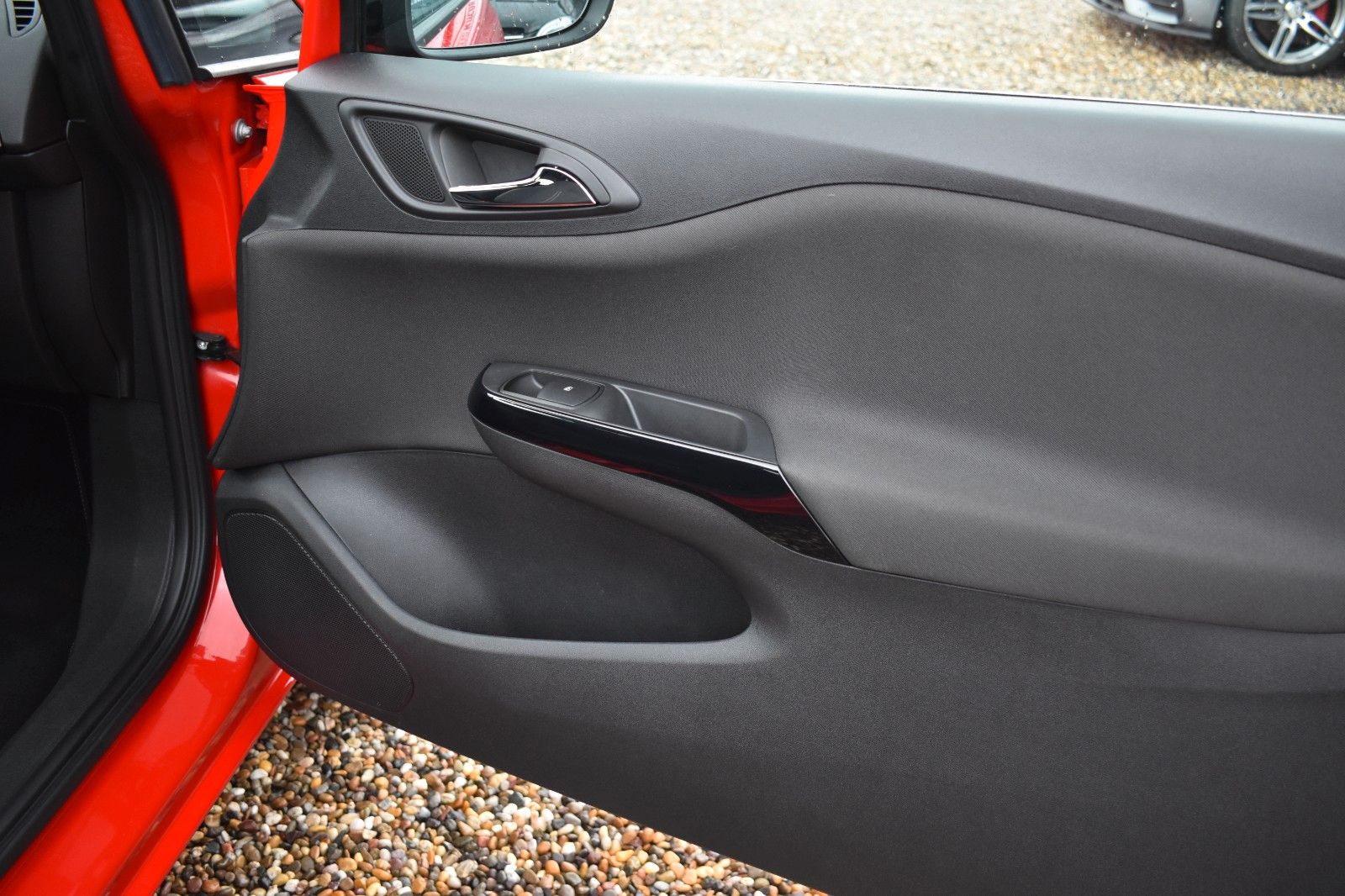 Fahrzeugabbildung Opel Corsa E Color Edition Lenkradhz Sitzhz TÜV Neu