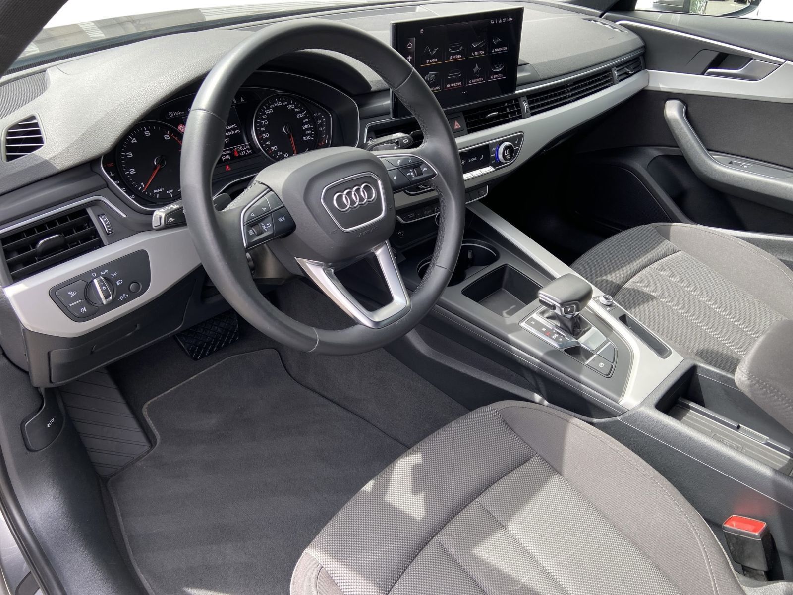 Audi A4 - Bild 7
