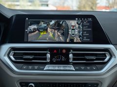 BMW 330 – 17 / 32